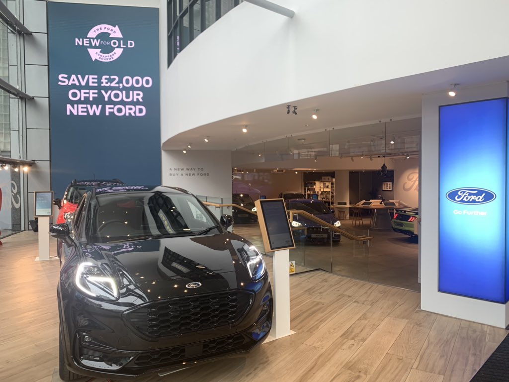 SarahKnighting's tweet photo. Trip to visit the team today at our @TrustFordUK Ford Store in Next at the Arndale Centre, Manchester.....looking fab! If you’re in Manchester make sure you pay us a visit https://t.co/KL29ua4858