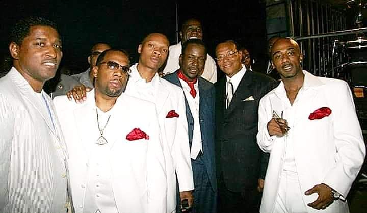 Happy 51st Birth Anniversary to #BobbyBrown who's with The Honorable #MinisterLouisFarrakhan , #Babyface, #MichaelBivins, #RonnyDevoe & #RalphTresvant of #NewEdition and #MagicJohnson

#rnb #songs #sing #singer #MinisterFarrakhan #NOI #FOI #MGT #pop #singersongwriter #Magic #NBA