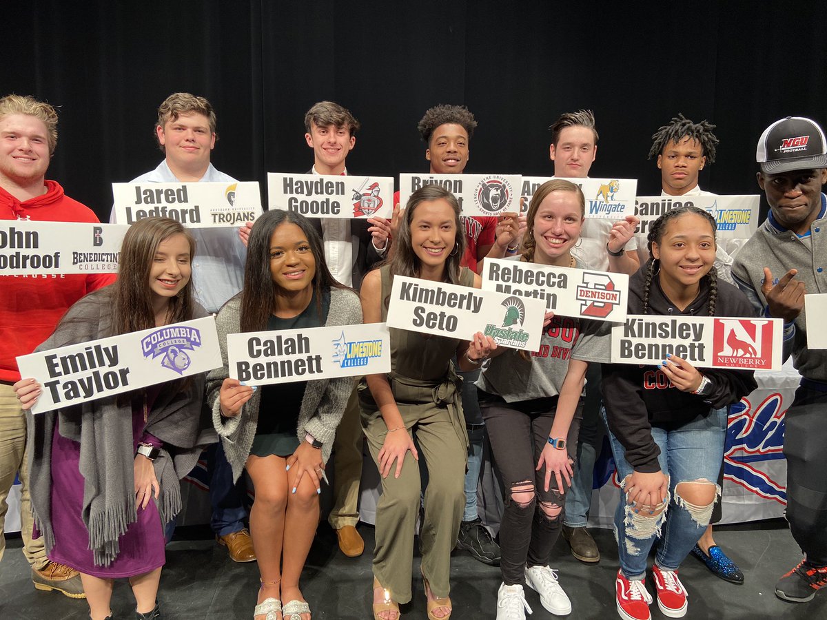 SpartanburgD5's tweet image. 12 @JFBHSRebels student athletes ➡️ nearly $1 million in scholarships 💰 Look out @ColumbiaKoala @Crusader_Sports @DenisonU @NewberryCollege @at_LimestoneCo @WU_Bulldogs @USCUpstate @BENE_ATHLETICS @AndersonUnivSC @lenoirrhyne , here they come! 🏃🏃🏽‍♀️🏊‍♀️🥍⚽️🏈 #WeAreD5 #OnceARebel