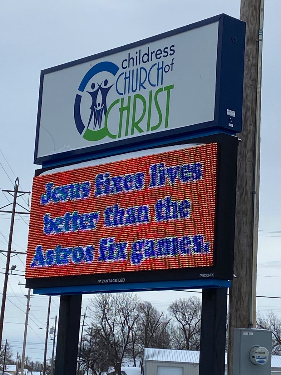 TreyMorgan's tweet image. Got to love a good Astros sign.

#Churchsign