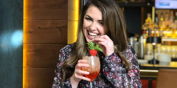 HotelAtAvalon's tweet photo. From wine specials at Branch and Barrel to meet-ups with the team behind @evereveofficial, join us at @sckavalon for a Galentine’s Day that would make even #LeslieKnope proud 🍹 https://t.co/LTwPL5U8kJ https://t.co/t9S2p8vBBn