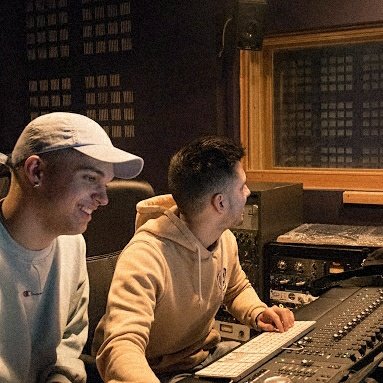 morgan_wyp's tweet photo. #Austudio #rapsessions #2ndalbum https://t.co/lZ0gErup7s