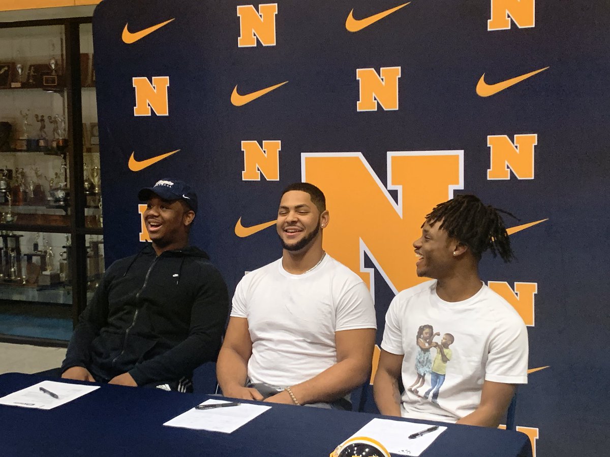 john_hammett's tweet photo. National Signing Day at Northern! Congratulations to Kendrick, Justin, and Jaden signing to further their education and play college football! #ALLN #WeareDPS https://t.co/xyoAcDQqWN
