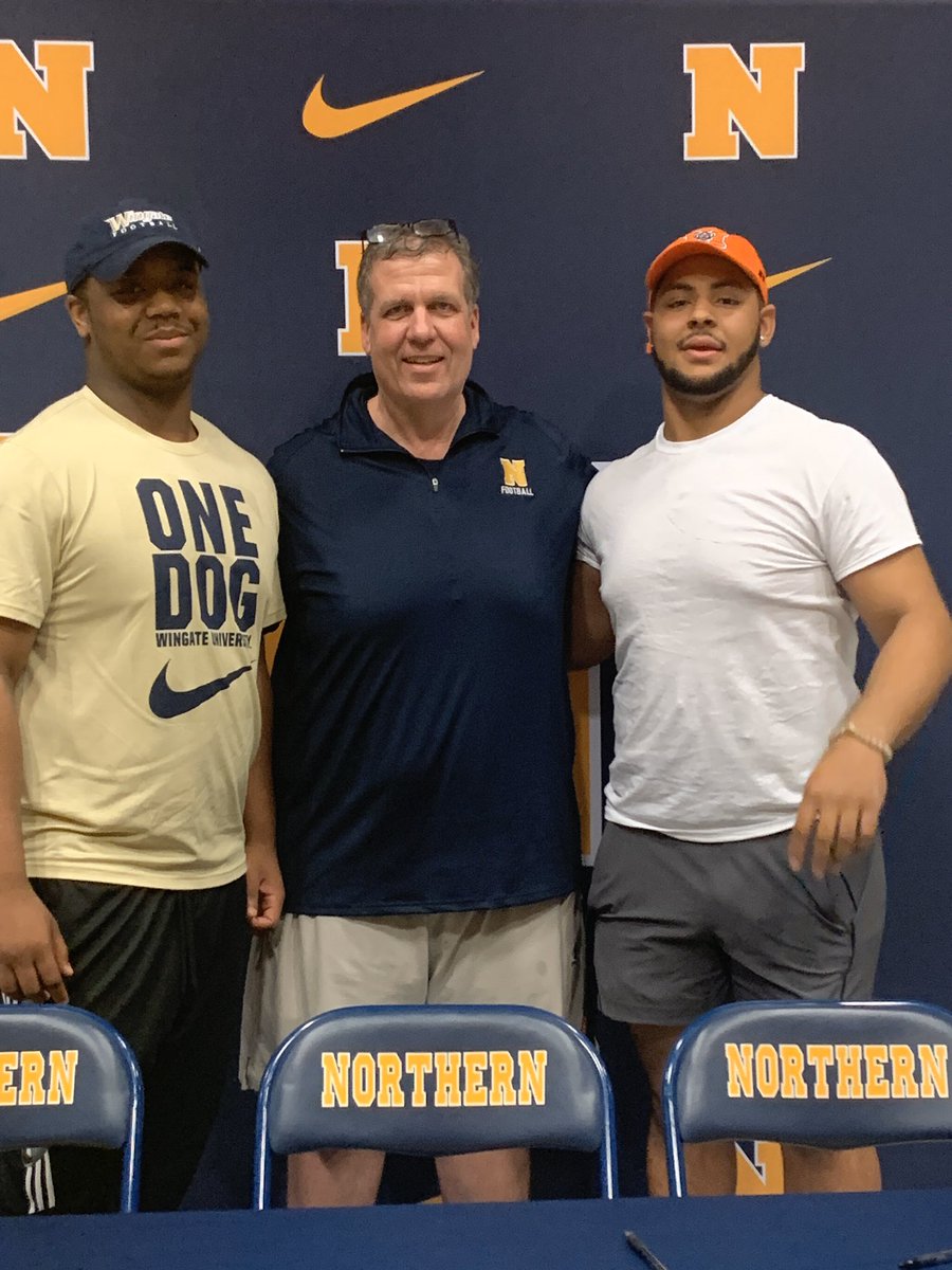 john_hammett's tweet photo. National Signing Day at Northern! Congratulations to Kendrick, Justin, and Jaden signing to further their education and play college football! #ALLN #WeareDPS https://t.co/xyoAcDQqWN