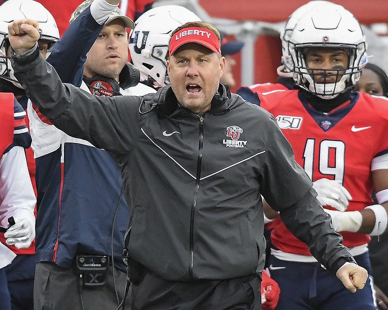 ASeaofRed's tweet photo. Hugh Freeze just hauled in Liberty's best ever recruiting class (again)
https://t.co/sXcXp4kt8K https://t.co/FVhiTDGvmu