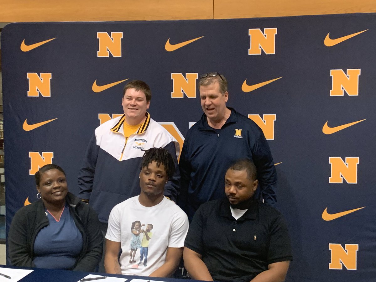 john_hammett's tweet photo. Kendrick Brown signs to play football and lacrosse at St. Andrews! https://t.co/AAVAHnMTmx