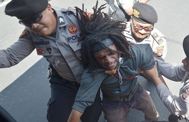 Human rights do not exist in occupied #WestPapua. There is only arrest, torture, rape, bloodshed, discrimination and suffering.