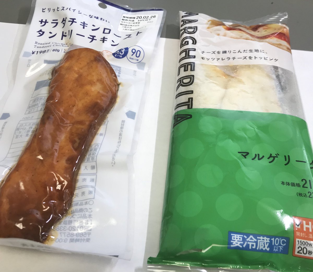 龍之介 最近のマイブーム ローソンのブリトーとサラダチキンを合体 今日のはこれで312キロカロリー ブリトーが4種類とサラダチキンが5種類くらいあるので種類くらいバリエーション自由自在 ローソン