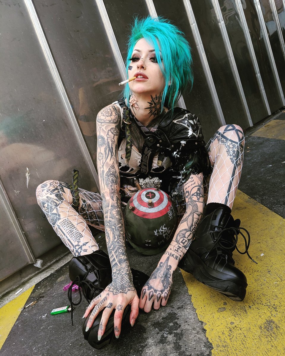 Pyrohex (@pyrohexofficial) on Twitter photo 🎯 <a href="/shellydinferno/">Shelly d'Inferno</a> dressed up for her solo act! Do we have any comic fans who might know what character this could be? 🤔🎯 🎯 <a href="/shellydinferno/">Shelly d'Inferno</a> dressed up for her solo act! Do we have any comic fans who might know what character this could be? 🤔🎯