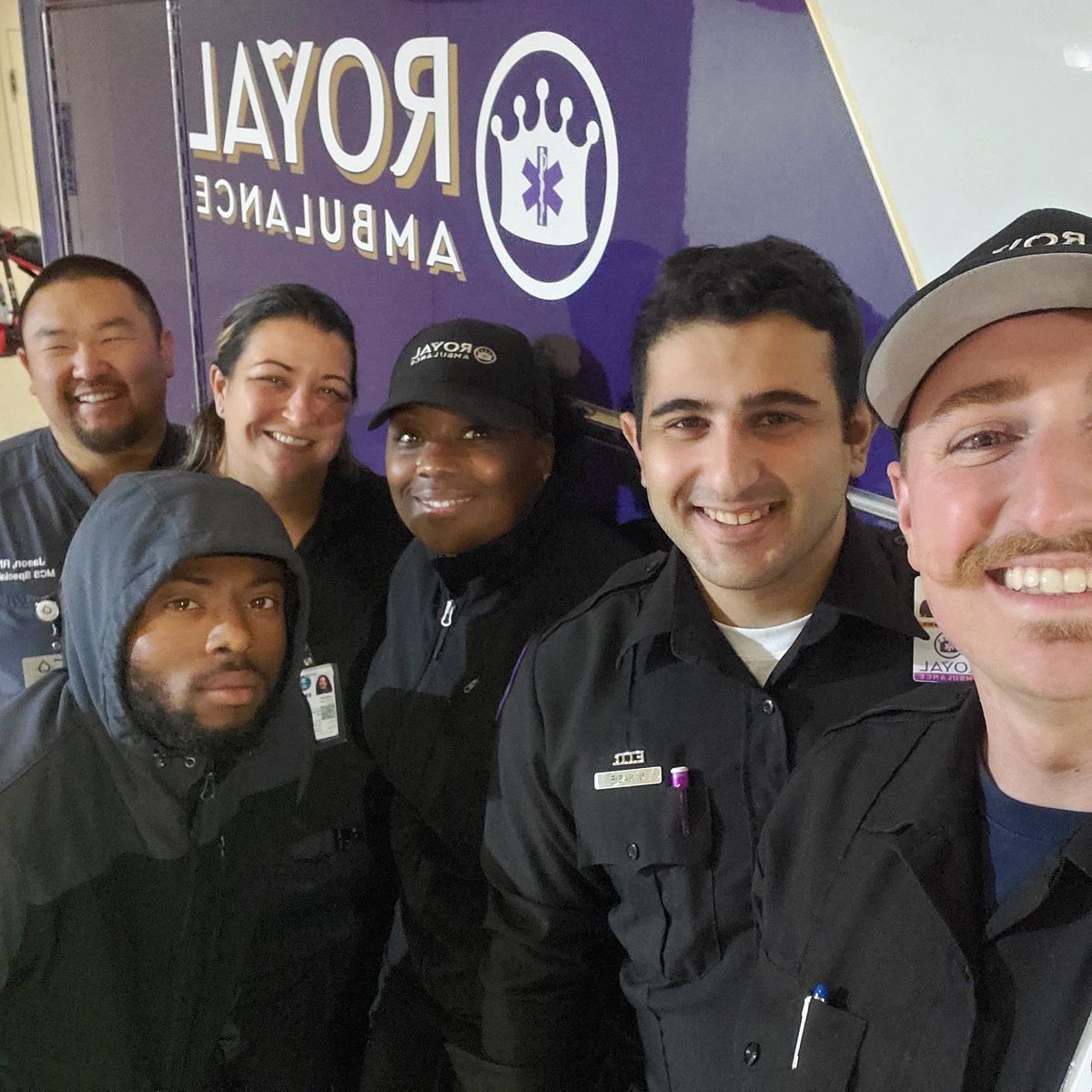 ecmoprn's tweet photo. Another successful #ECLS transport! Post call Selfie at 0500 hrs. Fremont to San Francisco. V-A #ECMO for #pulmonaryembolism
Thank you to Chazz, Anthony, Nasir, LaQuel and Stephanie!
#ECMO2GO #teamworkmakesthedreamwork #wheresAndre #specialtycaretransport
@RoyalAmbulance https://t.co/bwUn2FwXz1