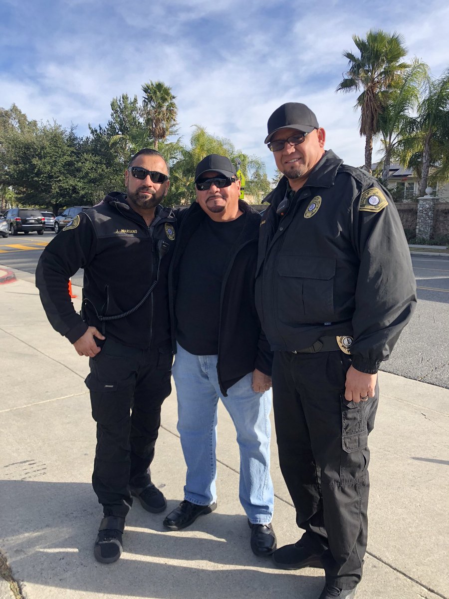 CjuhsdS's tweet photo. CJUHSD has some incredible parent volunteers, and Felix Ortiz is amongst the best of them, in his seventh year of volunteering at EHS. @macwolfe @AzAikens @CypherEagle @EHSAchieve https://t.co/wsrsPQX4uM
