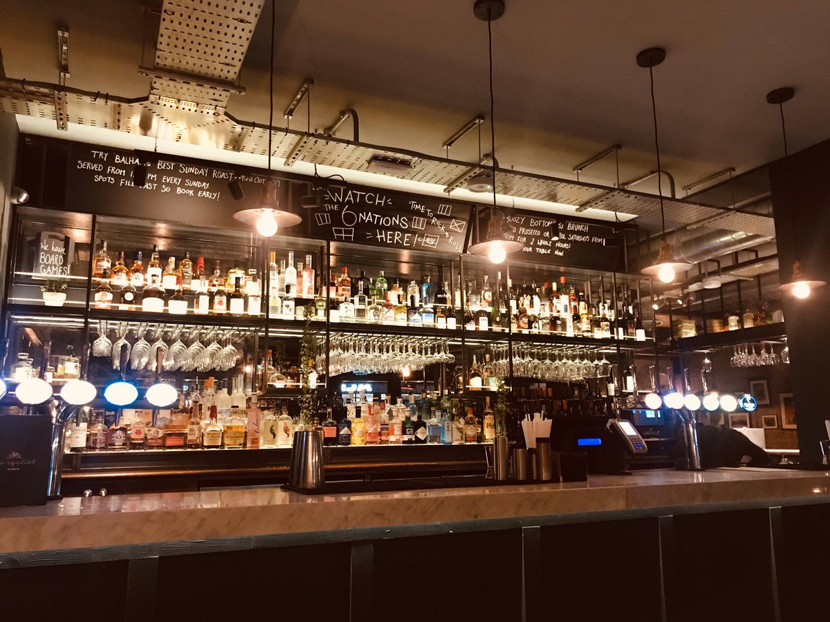 booksandwine76's tweet photo. Amazing what they can do with an ol’ Spoons @cyclistbalham #waitingforamate #balham #supportlocal https://t.co/AlAfrGwvkV