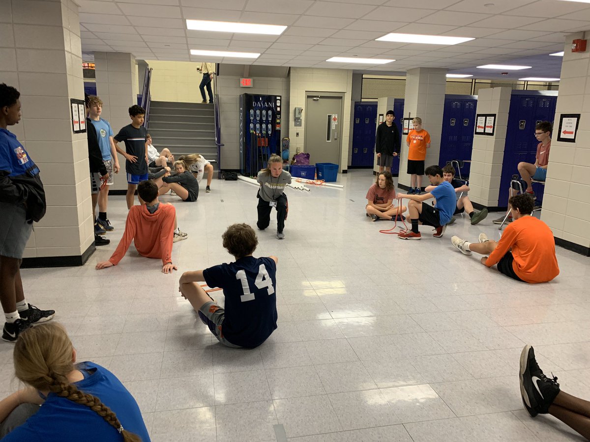 RCEMiddle's tweet photo. In the future, we’d love to make the old locker area a #FlexibleLearningSpace Coach Garrett’s students were putting that to the test during PE class! #teamRCE🐾 #RCEpe🏋️‍♀️ https://t.co/3TbfWl3Tcv