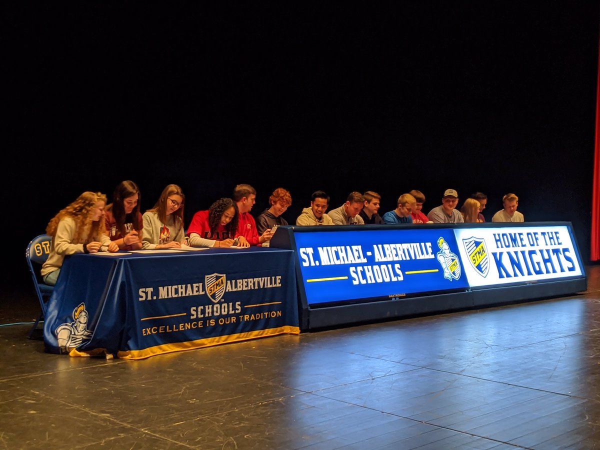 Congrats to all the student/athletes who signed this morning! Great group!