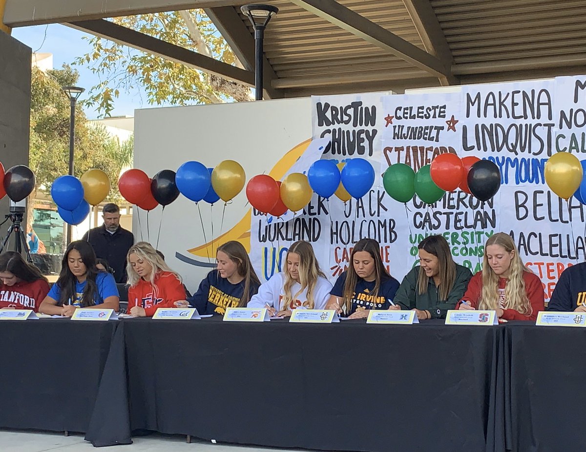 A special shoutout to Foothill Girls Water Polo- all 7 seniors committed to D1 schools!!🤩💛🖤 #skoknights #thedungeon #d1bound #ocvfans @SoCalSections <a href="/ocvarsity/">ocvarsity</a> <a href="/OCSportsZone/">OC Sports Zone</a> <a href="/ocregister/">O.C. Register</a> <a href="/DungeonFhs/">FHS Dungeon</a>