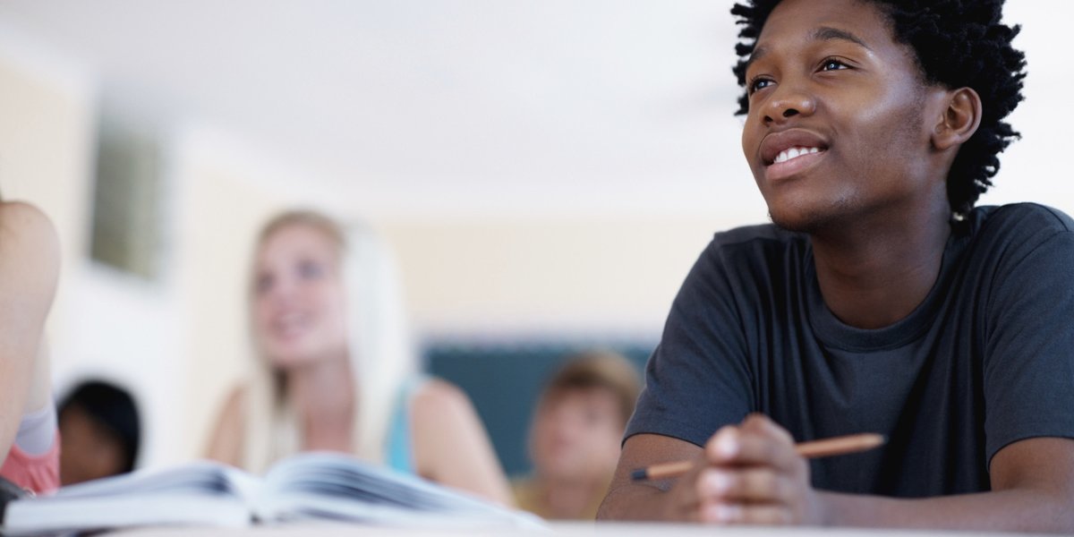 HIGH SCHOOL SENIORS! Do you actively promote diversity and inclusion within your school or community? Break out your essay writing skills and apply for the Doris H. Wilson Scholarship.
Award: $500
Deadline: March 6
Apply: ow.ly/3eTq50yeiSD