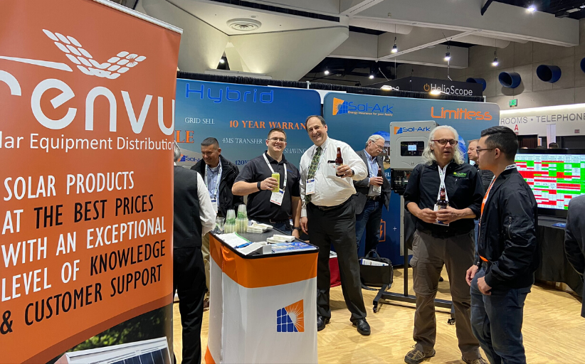 renvu's tweet photo. Don't forget to stop by our Happy Hour event with Sol-Ark! Your chance to get FREE craft beer ends in 15 minutes! 🍻@portablesolartx @Intersolar @IntersolarNA
#FREEbeer #Intersolar2020 #isna2020 #SanDiego https://t.co/7hAmJtkxKe