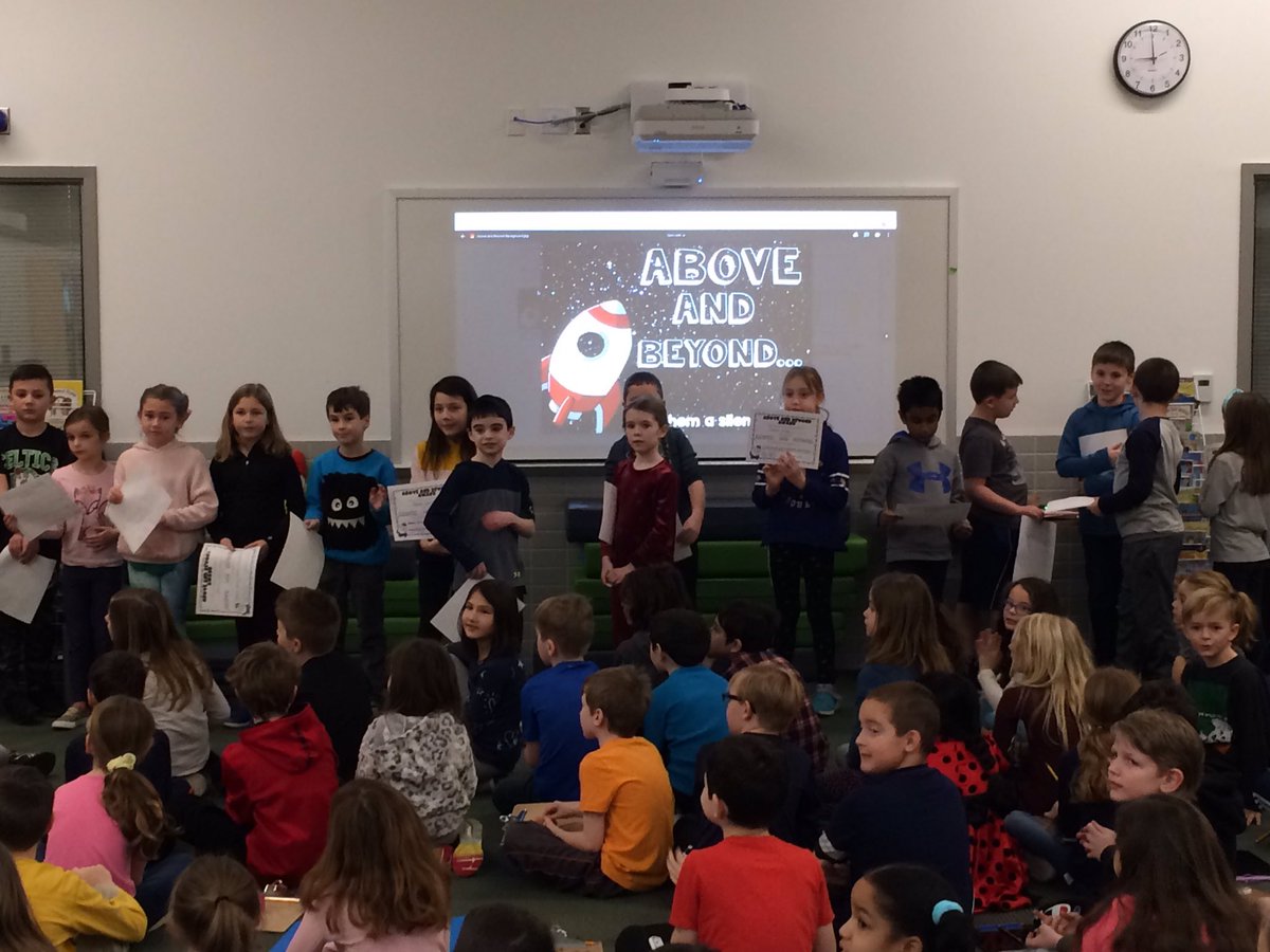 jwhite8137's tweet photo. February 2nd grade squad meeting. Birthdays, ABOVE &amp; BEYOND awards &amp; heart prints of 102 things I ❤️about 2nd grade! https://t.co/x42UrjUuaM