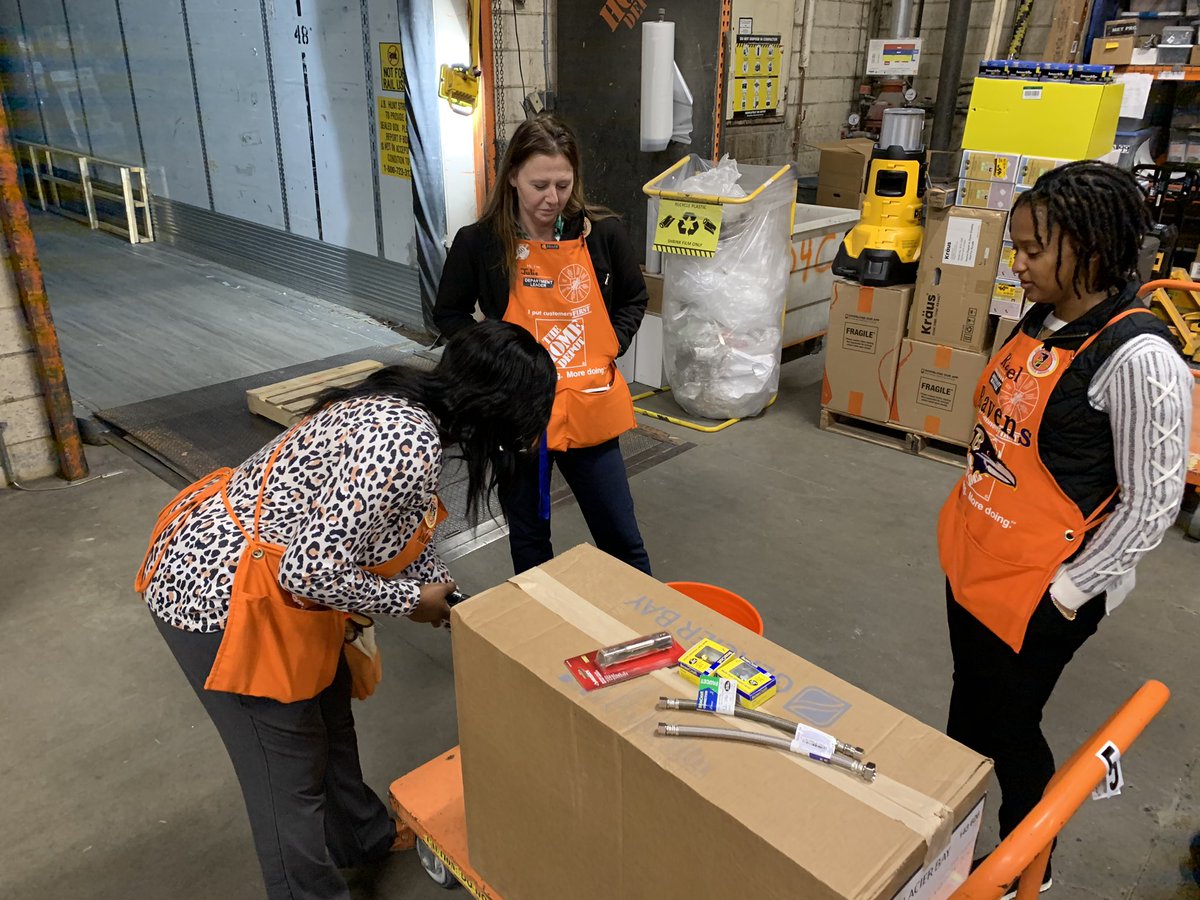 Steve Galliard (@stevegalliardhd) on Twitter photo District 63 #Q1TOMTraining working best practices of cashier accuracy and observations! Super engaged group! <a href="/OrrinBurkett/">Orrin Burkett</a> @thd0063 <a href="/TOMpwatts/">P Watts</a> <a href="/CraigTurnerTHD/">Craig Turner</a> <a href="/THDAdaughtry/">Alison Daughtry</a> District 63 #Q1TOMTraining working best practices of cashier accuracy and observations! Super engaged group! <a href="/OrrinBurkett/">Orrin Burkett</a> @thd0063 <a href="/TOMpwatts/">P Watts</a> <a href="/CraigTurnerTHD/">Craig Turner</a> <a href="/THDAdaughtry/">Alison Daughtry</a>