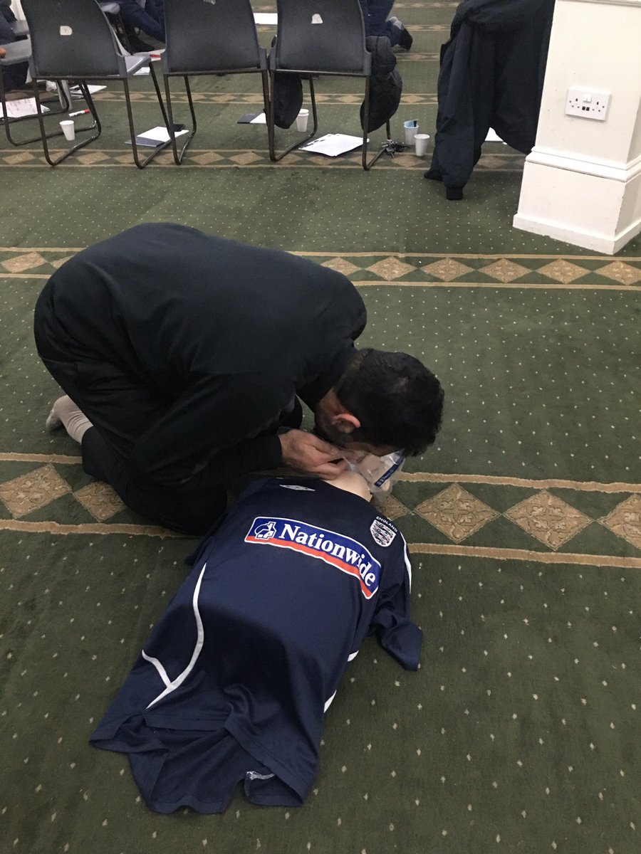 OfficialSJFA's tweet photo. Thank you @middxfa for facilitating our First Aid course @hujjat for our 18 coaches. Good reminder for us all! https://t.co/JjA974mIeK