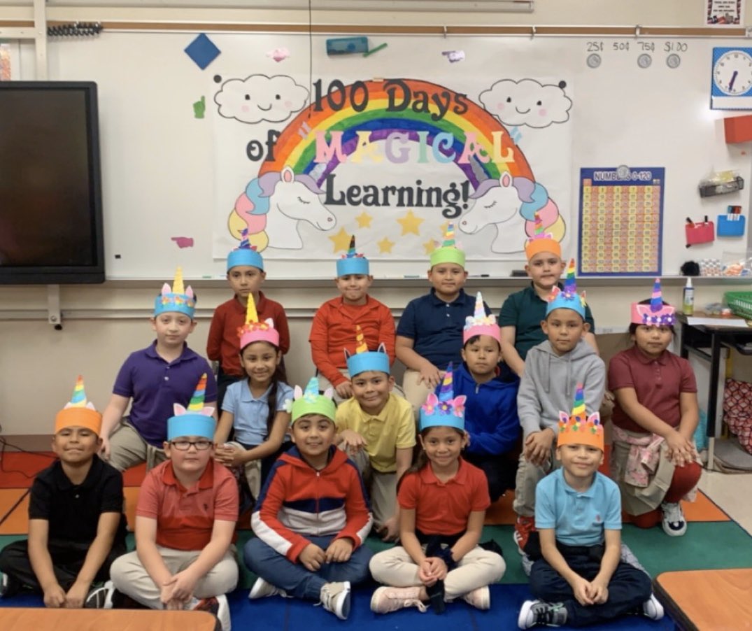 lmgonzalez_lisa's tweet photo. Celebrating 100 days of school with my homeroom! ๐ฆโ 100 days of MAGICAL learning!โ #MarcellaAddsValue #100thDayOfSchool @edwards_demedia @nparedes2000 https://t.co/xGNnlPzpN0