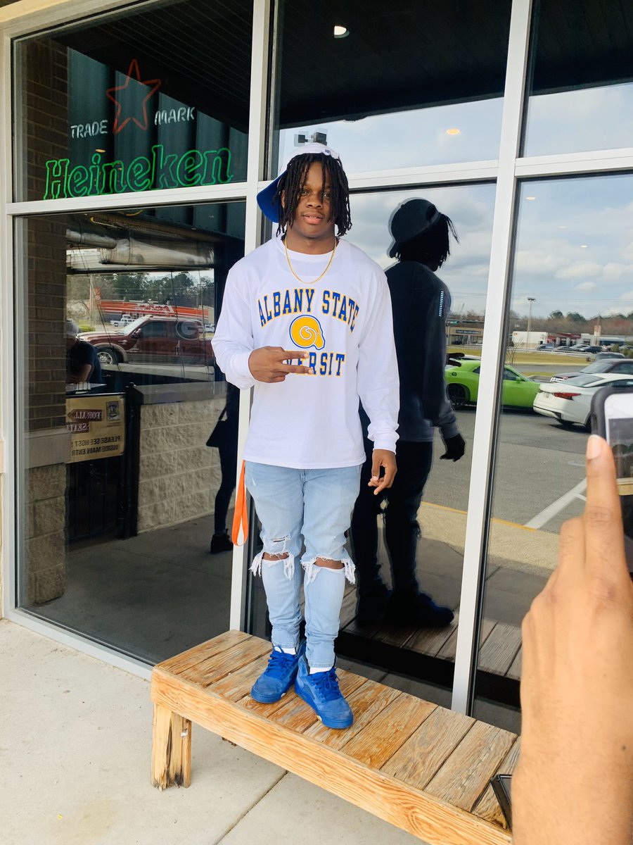10MPollock's tweet photo. It's Official ! I Signed To Albany State University Today  #ASU24 💙💛🐏 @coachwaites @ASUGoldenRamsFB https://t.co/5oHnUpr0g9