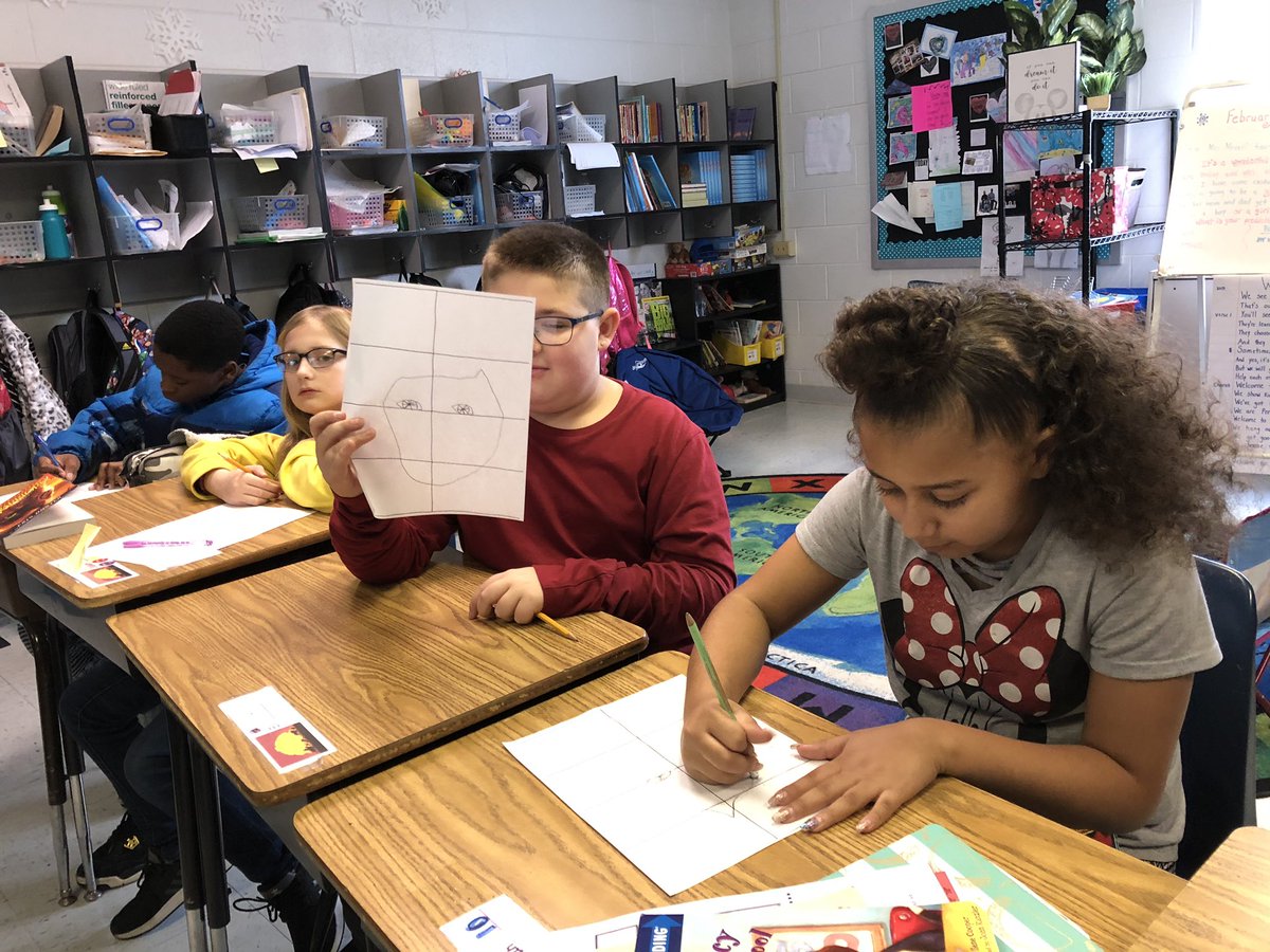 EmMorris2's tweet photo. We read “I am Rosa Parks” today and then did an art project featuring Rosa drawings! The students worked really hard! #readyandwilling #iteachfourth https://t.co/EJmmyQGHU1