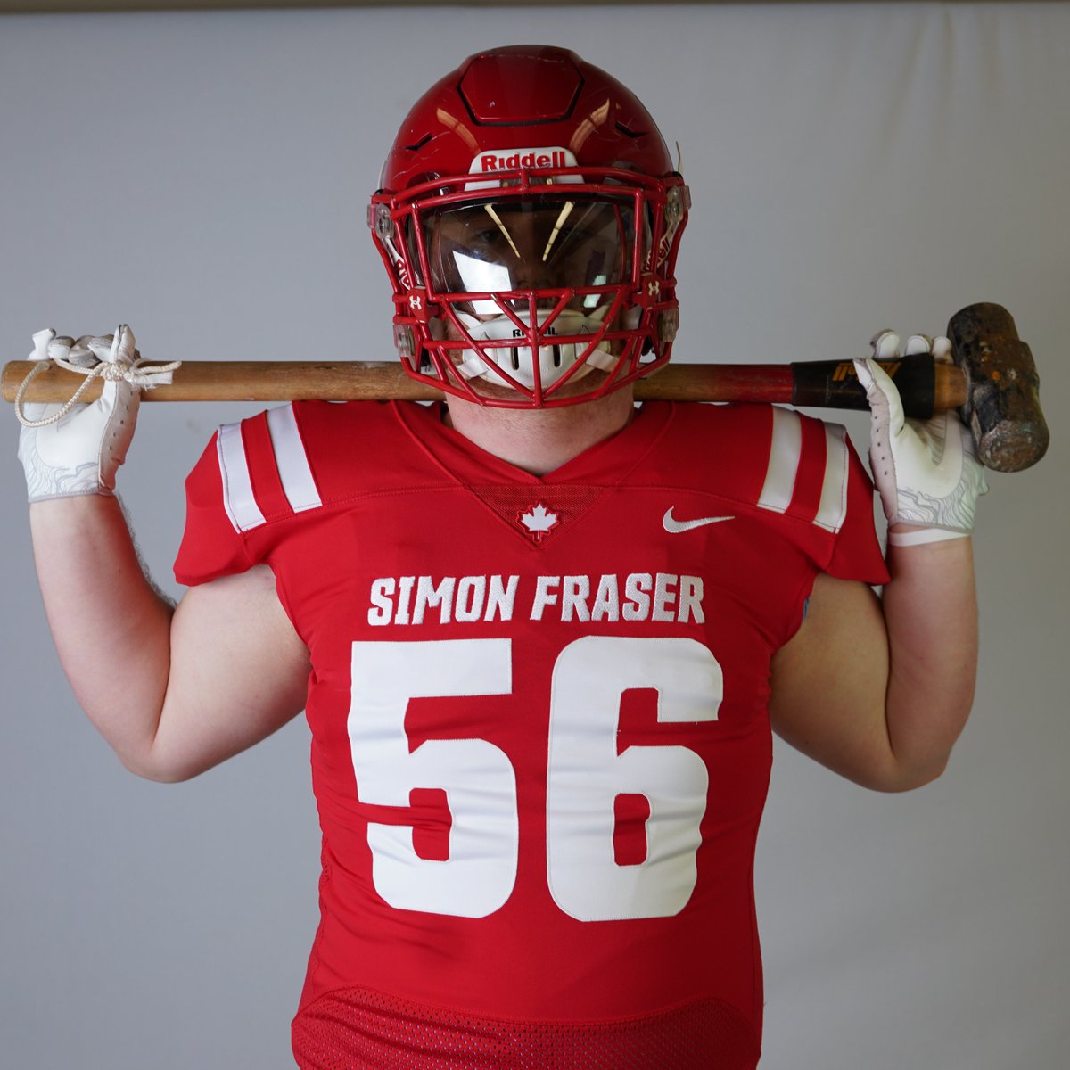 SFUFootball's tweet photo. ✅ Kai Tinker (@Kai_tinker56)
🏈 Offensive Line
🇺🇸 Beaverton, Oregon
🍎 Lakeridge High School 
🎞️ https://t.co/QR2djwrSbG

#RepTheLeaf
@CoachTFord https://t.co/fMrsxARR8M