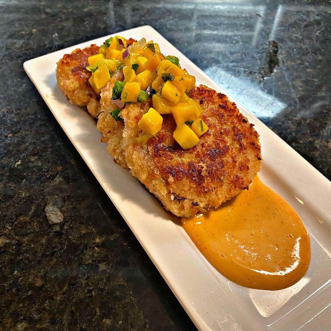 SpokaneClub's tweet image. Wishing you were somewhere tropical on this snowy day? Try 1910's Crab Cakes to help you remember warm, sunny days.
