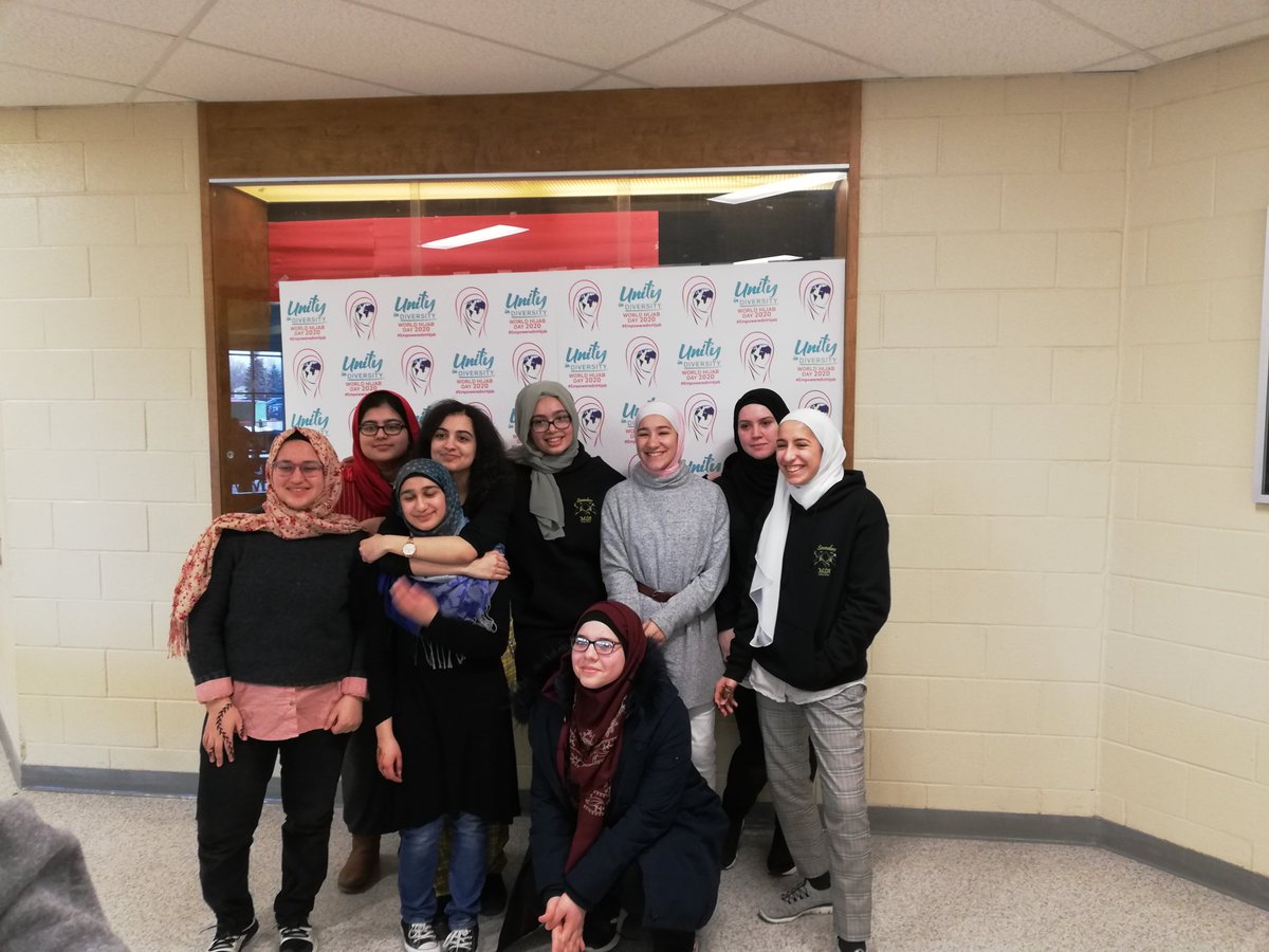 bayan_saidam's tweet photo. World Hijab Day continues to break stereotypes and shatter stigmas all around the world. This was so much fun to organize with the MSA at Saunders and it was truly a unifying experience. Thank you @WorldHijabDay, all who lead it and all who support it! #WorldHijabDay2020 https://t.co/5rHHoPGiOy