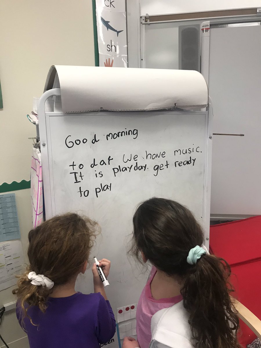 tara_miozzi's tweet photo. “When children pretend, they’re using their imaginations to move beyond the bounds of reality. A stick can be a magic wand. A sock can be a puppet. A small child can be a superhero.”
#GlobalSchoolPlayDay #WeAreChappaqua #woschool https://t.co/WhbUBSO8xn