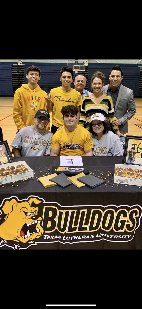 forton_jacob's tweet photo. Officially a Bulldog @TLU_Football https://t.co/cn92vn8EEl