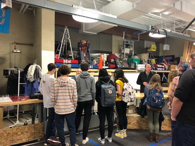 ReadySlcs's tweet image. Over 100 South Lyon East 9th-12th grade students attended Career Hour.  Thank you to our guest speakers from: the FBI, South Lyon Animal Clinic, the Marines, Ellie &amp;amp; JoJo Digital Marketing, CCS, LTU, Grace Behavioral Health of MI (w/therapy dog, Max) and Lyon Twp Fire Department