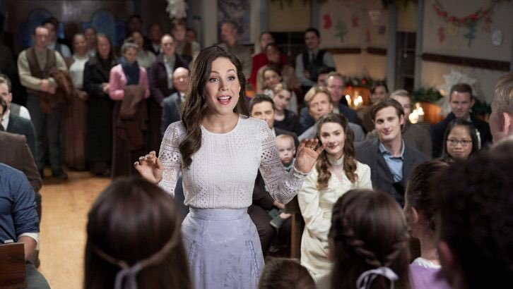mrsroadpack's tweet photo. Hey @KellyClarksonTV I’ve said it before, but I’ll say it again - @erinkrakow needs to be on the show to talk all things @WCTH_TV season 7 (w/@reba) & discuss her love of #merylstreep with @kellyclarkson #FromKellyToMeryl #Hearties #KellyClarksonShow https://t.co/7EpByCf9qb