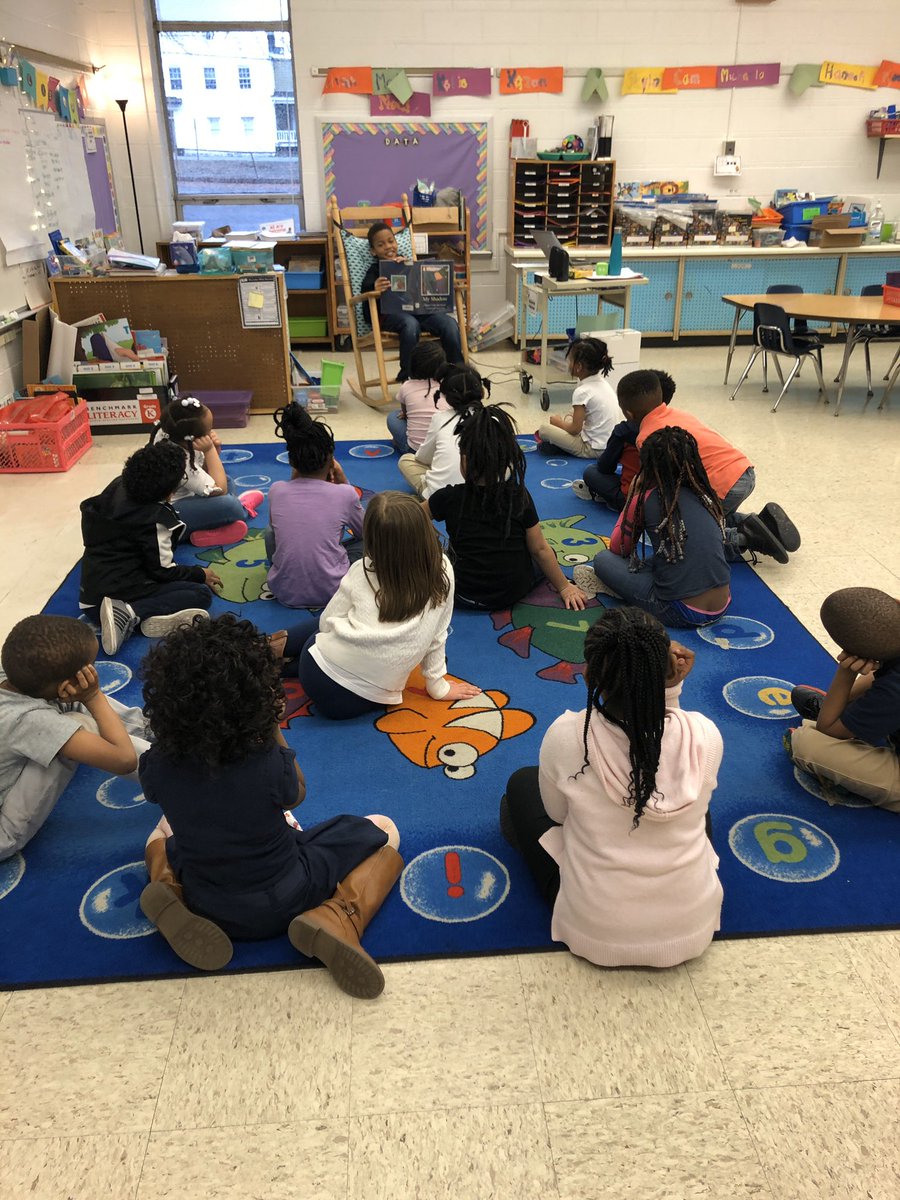 When your former student comes to hang in your classroom for a bit, you turn them into the teacher! He did a great job!! ❤️ @ChimborazoES <a href="/RPS_Schools/">Richmond Public Schools</a>