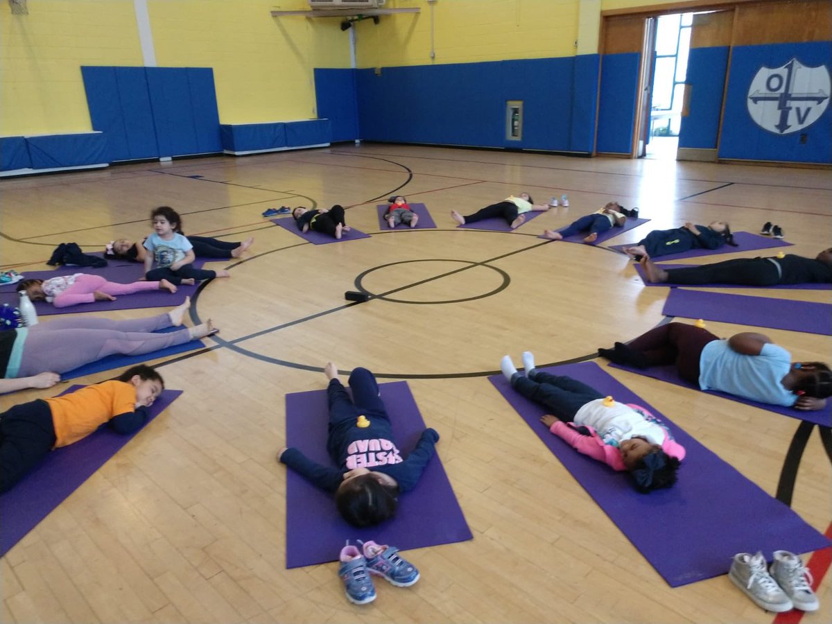 OLV_afterschool's tweet photo. Pre-K learning how to stretch during yoga @BuddingBuddhas @OLV_School_MtV @OLV_AP_CMoreira @CWCatholicSchls https://t.co/PpHmla2rEK