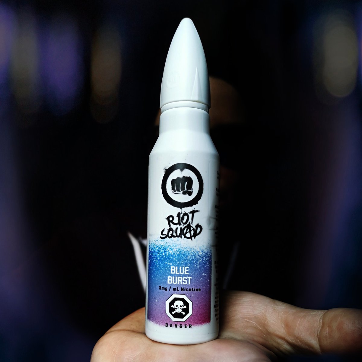 Can't get enough of this New @RiotSquadVapes Blue Burst 💙💥 #canadavapefam pick it up at @digitalsmokesupplies ❤️💨