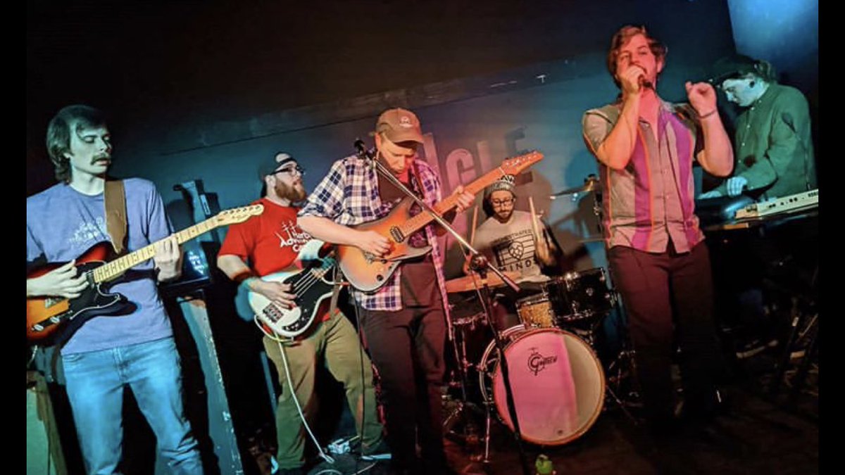 HanzMoobith's tweet photo. NINE DAYS until @kiddisasterband drops that 🔥 single ‘Shudder’ https://t.co/rBJjN1MS7U