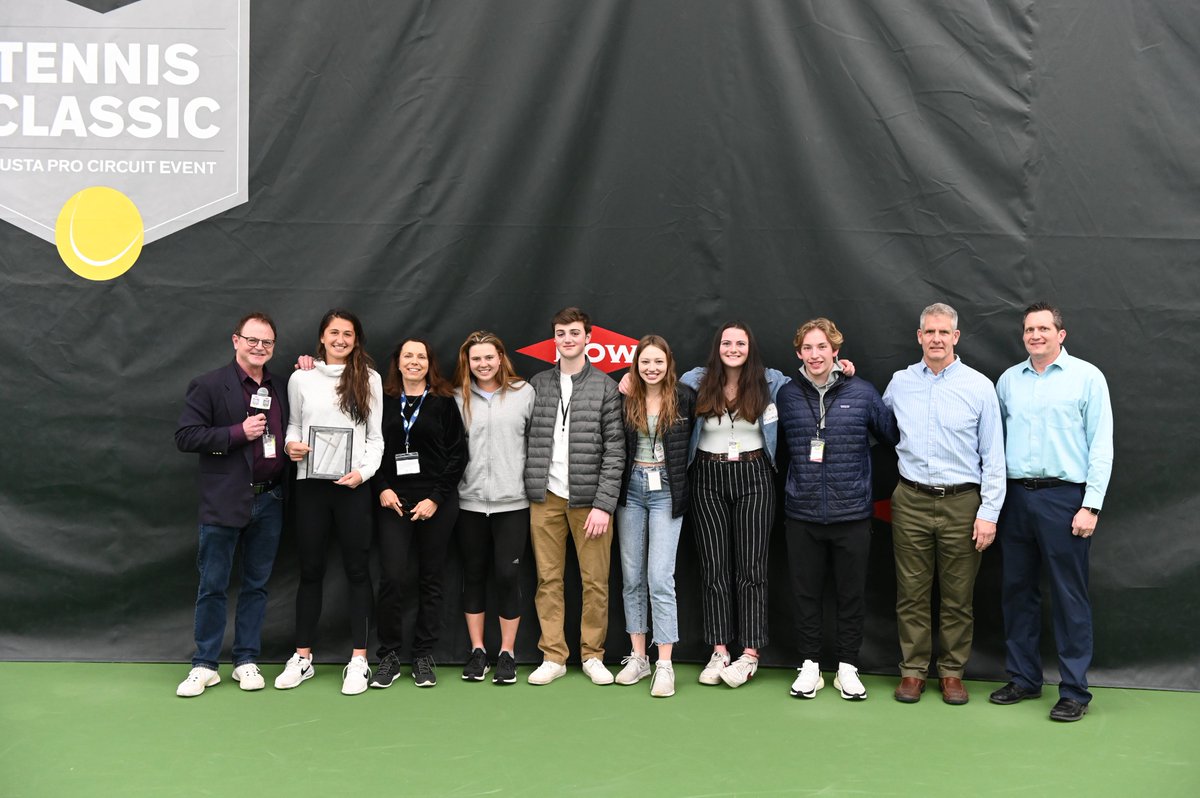 DowTennisCL's tweet photo. Emina Bektas was awarded the 2020 Martha Ries Memorial Ethics Service Award - honoring her unselfish service to the tennis community and beyond!

Congrats Emina! https://t.co/7t2DZqJusN