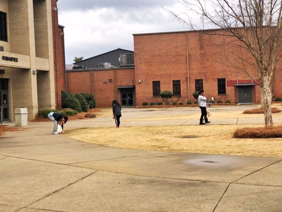 HurricaneFBLA's tweet photo. Thank you to everyone who participated in our courtyard clean-up despite the weather! Our club truly is full of servant leaders! Day 3 of FBLA week is in the books! Tune into WBHF tomorrow at 7:40 and hear us on the radio! 💜🌪#gafbla #gafblacoy https://t.co/2BElNCWTl6