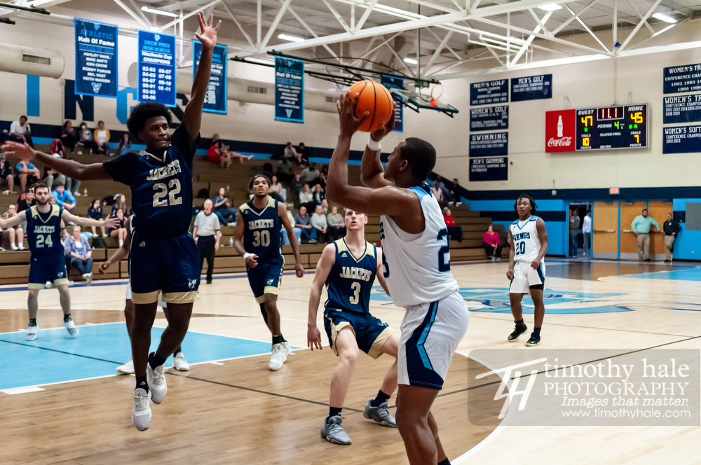 timhalephoto's tweet photo. @UnionPinesHs swept #LeeCountyHS last night, 3A Tri-County 6 Conf. #UPLadyVikes win 63-41, #UPVikings win 49-47 thriller. See more images https://t.co/fL4cnVn3ha (Credit © Timothy L. Hale) @NCHSAA @MooreSchools @MooreSportRadio @NikonUSA @thinkTANKphoto @BlackRapid @CameraBits https://t.co/ybwryA19tP