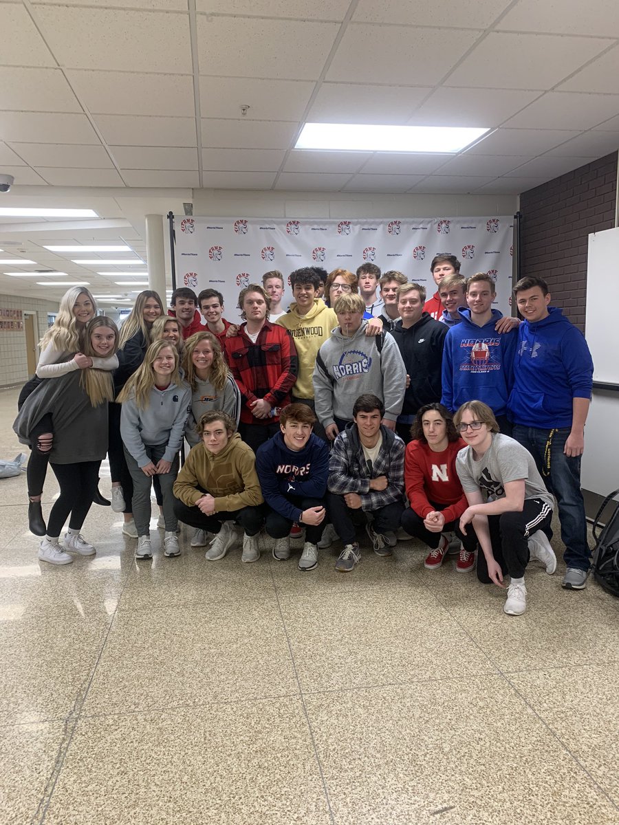 prettymuchdenis's tweet photo. God has blessed me over the years with so much support from my school, friends, and family and I can’t thank them enough. Thank you to everyone who came to my signing this morning. I’m excited to be a Lion but I’m forever a Titan!! #rolltitans 🦁#BOC https://t.co/goQvjT6rov