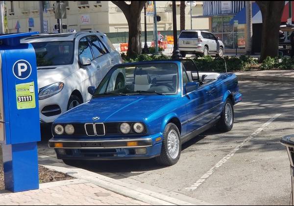 1988 BMW e30 325i convertible. (POMPANO BEACH) $5000 - miami.craigslist.org/brw/cto/d/marg…