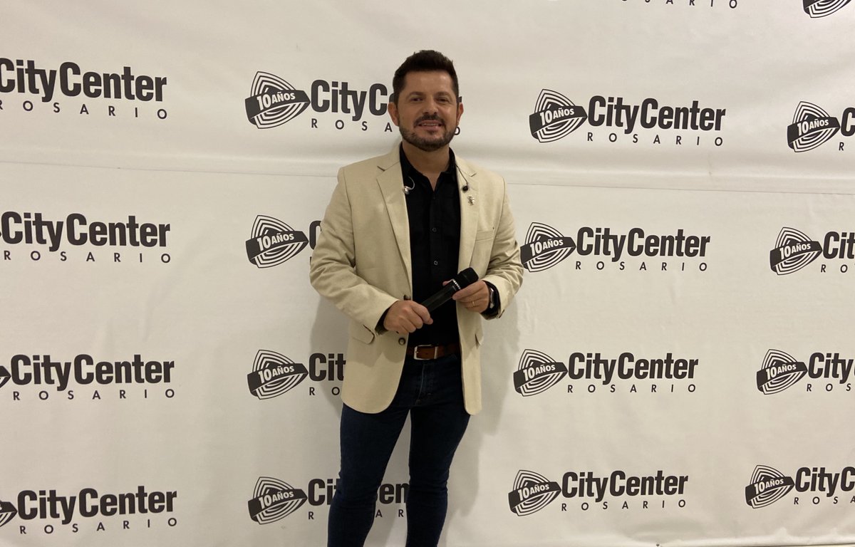CityCenterRos's tweet photo. En minutos comienza el show de #MarcosCastello & #Kaniche en #Jarana
.
.
#CityCenterRosario https://t.co/MNOgoGNbcf