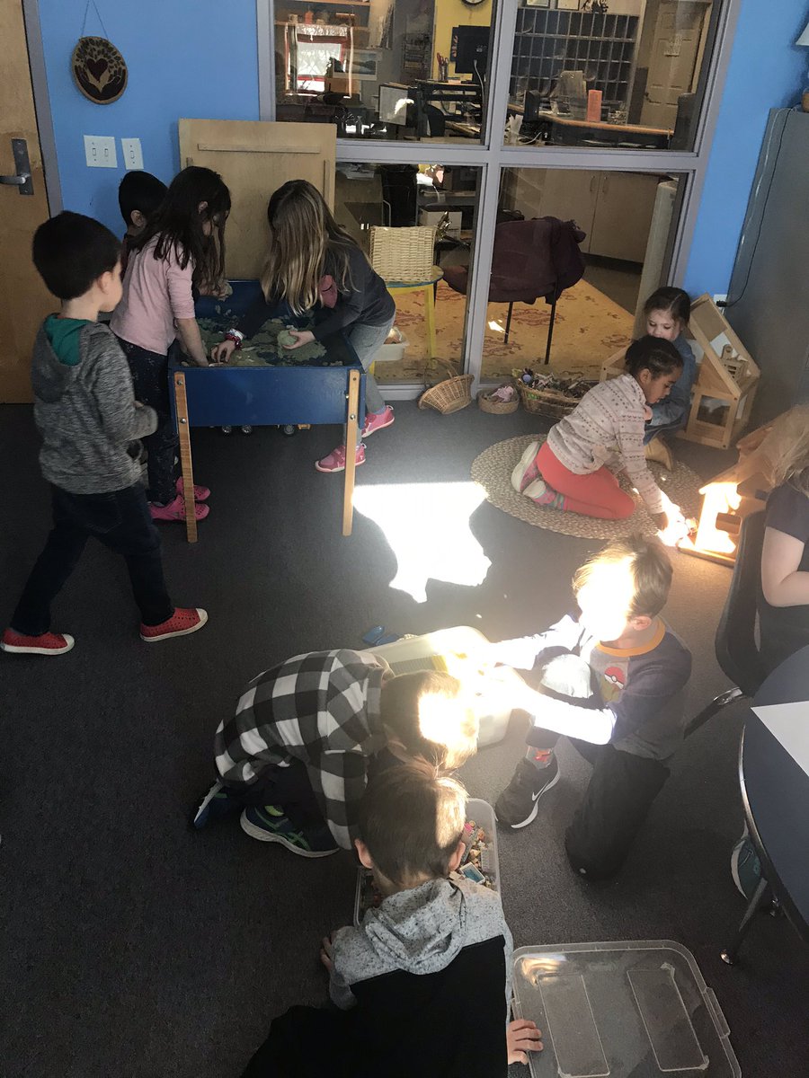 HeatherScandale's tweet photo. Global School Play Day @wsdvt @CVSDVT #GSPD2020 https://t.co/uFOk0ud4Ze