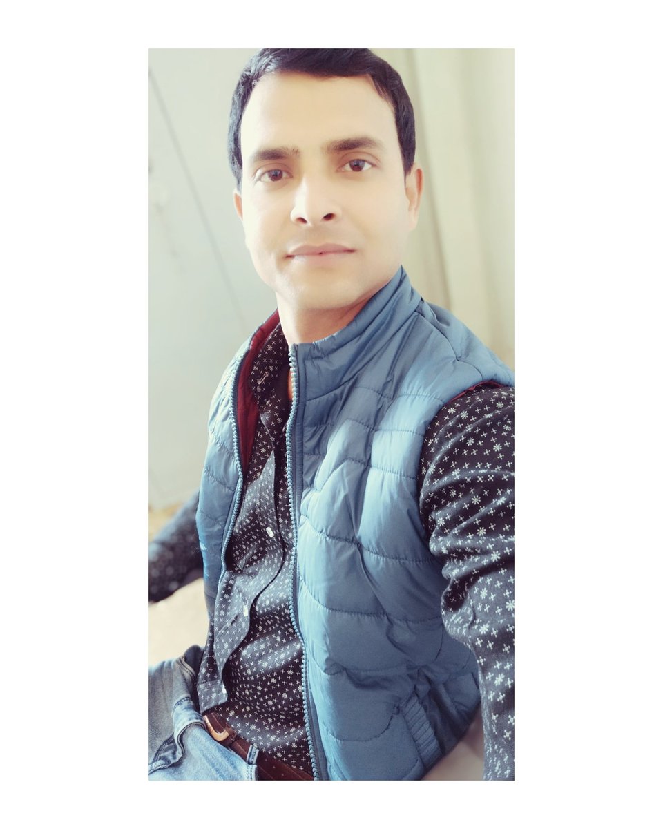 RajeshS97727223's tweet photo. #सहारा_ढूंढने_की_आदत_नहीं_है_हमारी,,,
#हम_खुद_में_महफिल_होने_का,
          #दम_रखते_है...✍RS

#सुप्रभात_दोस्तों...🙏💓
   #WednesdayMotivation...👌
#PhotoAtYesterday...💙
  #RajeshSinghRajput🚩🚩 https://t.co/5xzRRRDdEL