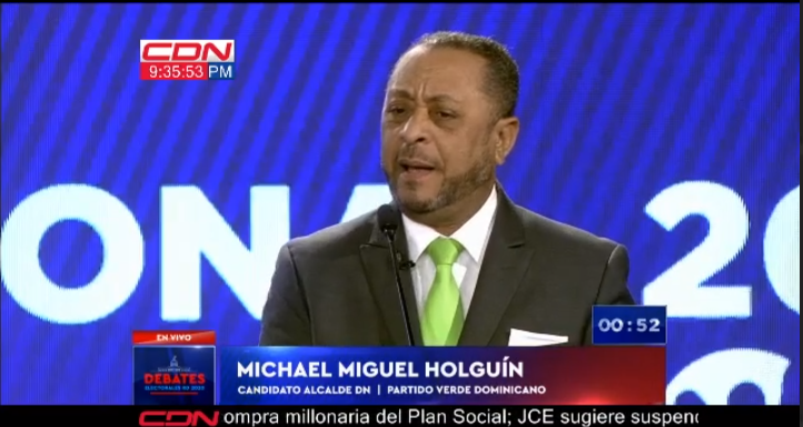 cdn37's tweet photo. #CDNDebate:  Michael Miguel Holguín dice “Los recursos que maneja el ayuntamiento se tiene que poner a servicio de la sociedad y mostrar el presupuesto a los ciudadanos” https://t.co/LU4Dcg1Ykl