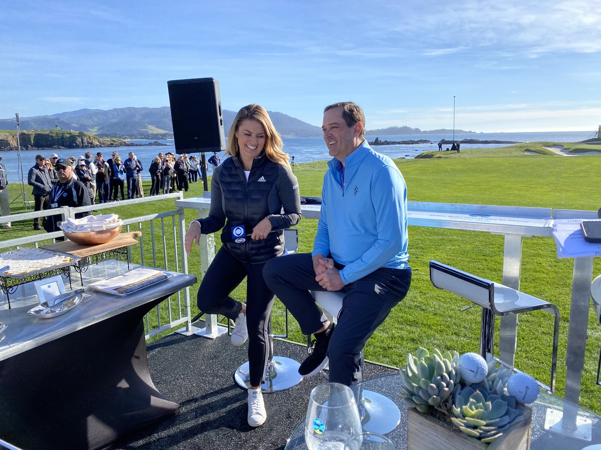 .@ChuckRobbins kicking off the @attproam tournament with the Million Dollar Hole-in-One challenge charity event. It’s a beautiful day to give back! #TeamCisco