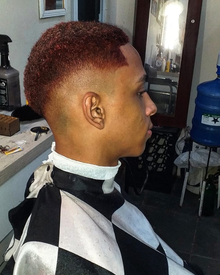 RlBarbearia's tweet photo. Muito tempo sem aparecer por aki , voltei 🚩 https://t.co/DhGahSd6vx
