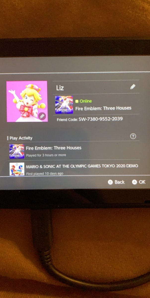 LizSouda's tweet photo. If you have a Switch feel free to add me!☺️😋💖 I have Fire Emblem: Three Houses, Pokémon Shield, Pokémon: LGE, Smash Ultimate, Super Mario Odyssey, &amp; more!☺️😋💖 I’ll accept all requests!😂 

#Nintendo #NintendoSwitch #switch #AddMe #AddMeOnSwitch #SwitchFriendCode https://t.co/YJUrTVcxJq